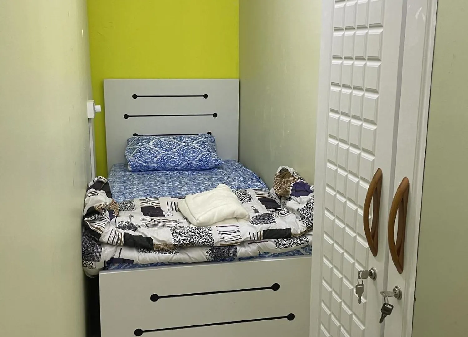 Elite Space Hostel And Capsule Accommodation 두바이